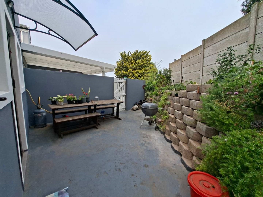 3 Bedroom Property for Sale in Dana Bay Western Cape